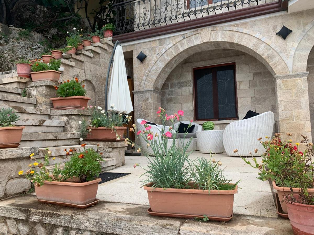 Celaj “the Castle” * Krujë